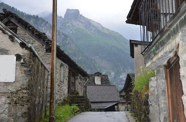 2 Rustico zum Ausbauen mit Garten / 2 rustici con giardino da ristr... – Foto 26 von 28