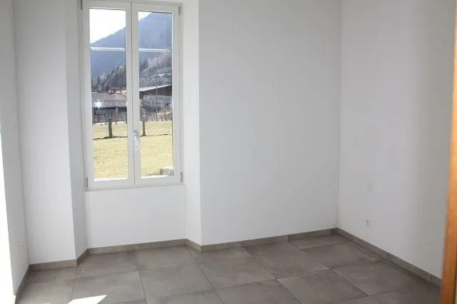 schönes 3-Familienhaus mit Garten mit Bauland / casa di tre apparta... – Foto 20 von 20