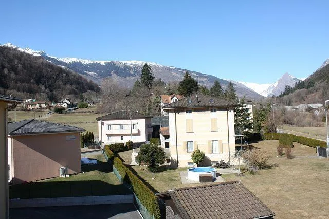 schönes 3-Familienhaus mit Garten mit Bauland / casa di tre apparta... – Foto 6 von 20