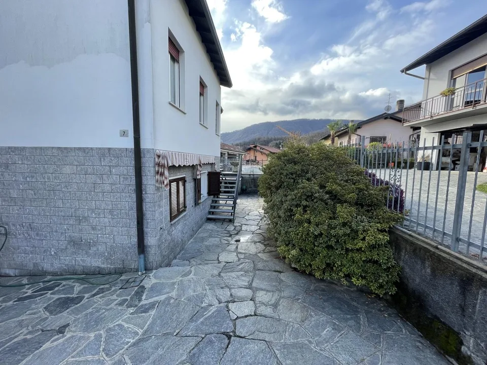 Freistehendes Einfamilienhaus mit Panoramablick und Garten/Casa fam... – Foto 11 von 29