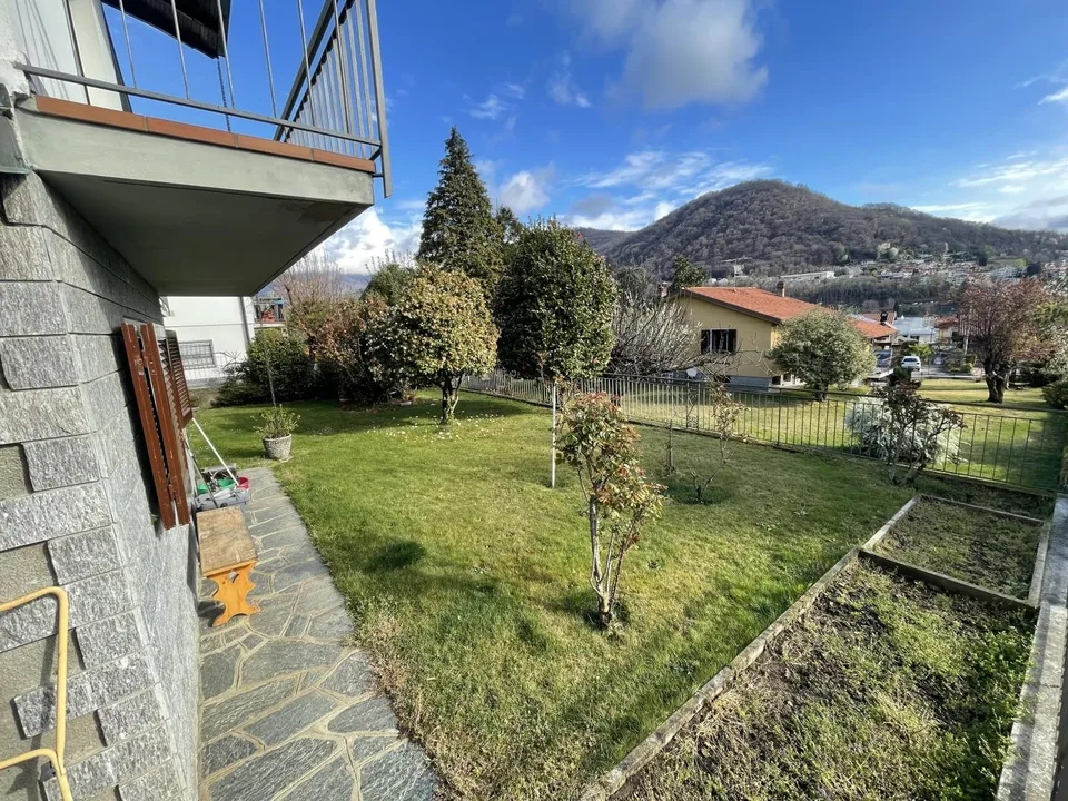 Freistehendes Einfamilienhaus mit Panoramablick und Garten/Casa fam... – Foto 8 von 29