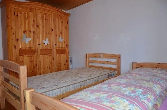 Casa bifamiliare con grande terreno immersa nella natura / 2-Famili... – Foto 17 von 30