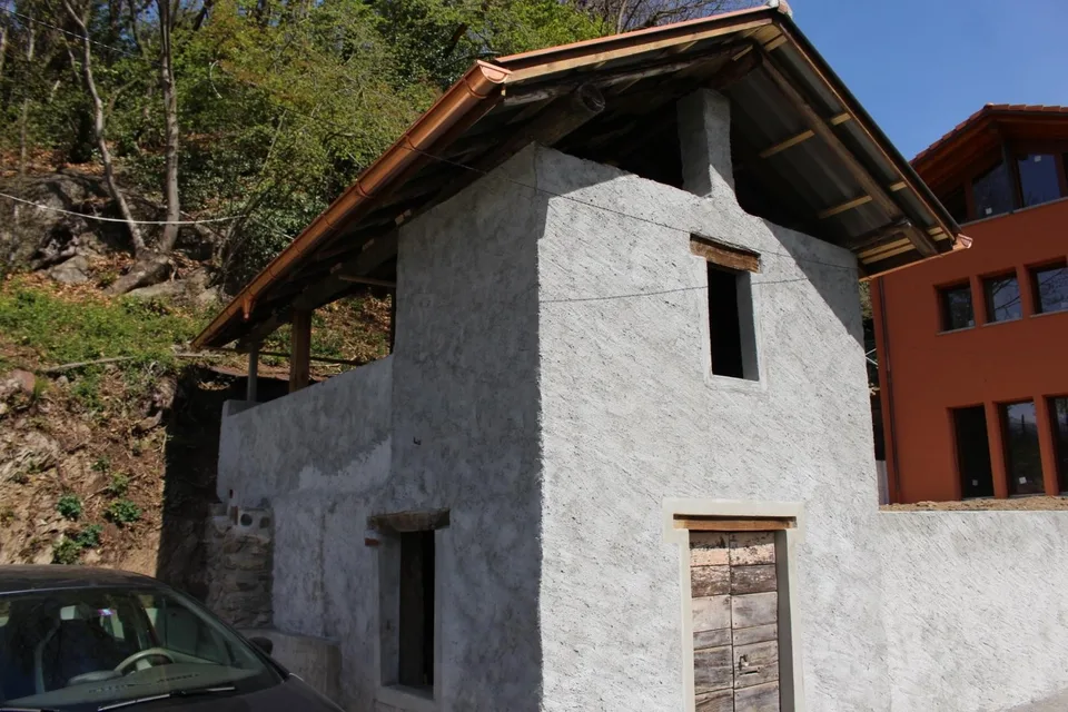 5 1/2-Zimmer-Haus mit Wald und Wiese von 1482 m2 / casa di 5 1/2 lo...