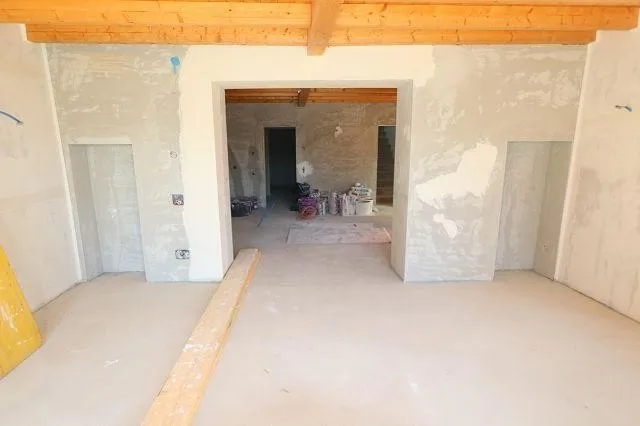5 1/2-Zimmer-Haus mit Wald und Wiese von 1482 m2 / casa di 5 1/2 lo... – Foto 7 von 30