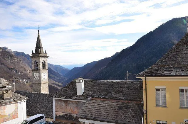 Casa grande con terrazza e annesso da ristrutturare in una posizion... – Foto 21 von 25