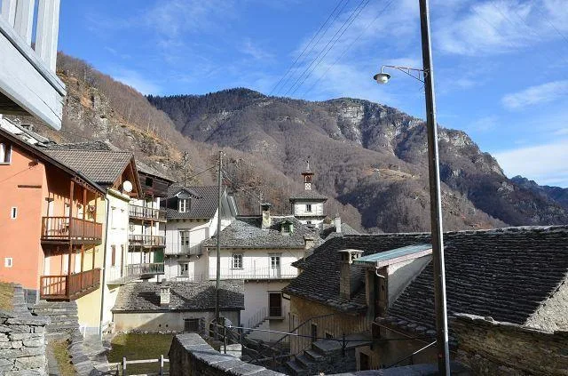 Casa grande con terrazza e annesso da ristrutturare in una posizion... – Foto 22 von 25