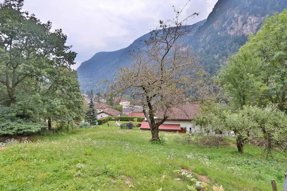 Zweifamilienhaus mit grosser Baulandreseve an Alleinlage / casa bif... – Foto 17 von 19