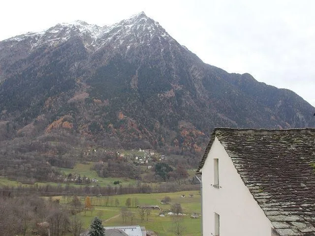 grosses Dorfhaus mit Garten / grande casa nel nucleo con giardino – Foto 22 von 25