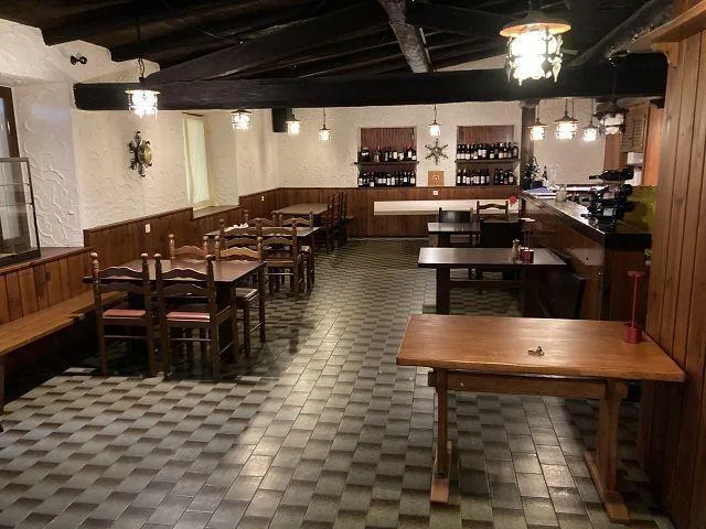 Restaurant mit Mehrfamilienhaus und Bauland R3 / ristorante con cas... – Foto 10 von 29