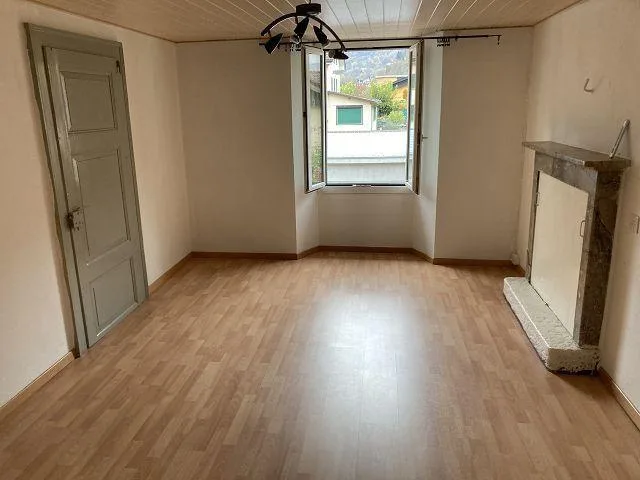 Mehrfamilienhaus mit Ausbaupotenzial / casa plurifamilare con poten... – Foto 8 von 14