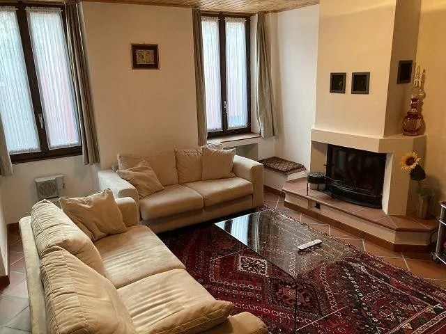 4 1/2-Zimmer-Dorfhaus mit Pergola casa rusticale di 4 1/2 Locali co...