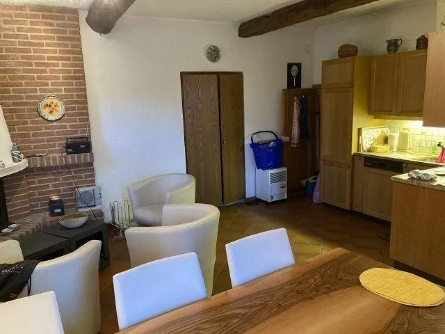 4 1/2-Zimmer-Dorfhaus mit Pergola casa rusticale di 4 1/2 Locali co... – Foto 9 von 22