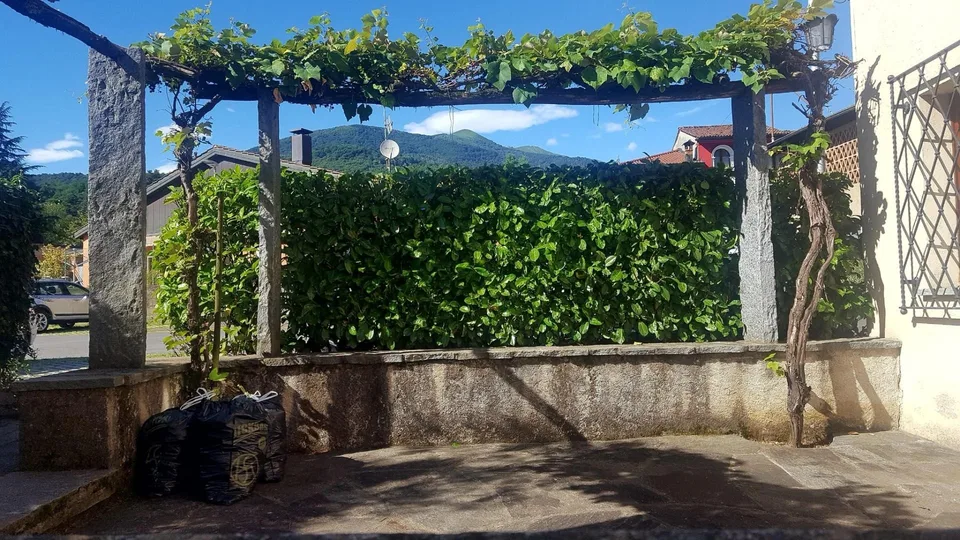 4 1/2-Zimmer-Dorfhaus mit Pergola casa rusticale di 4 1/2 Locali co... – Foto 17 von 22