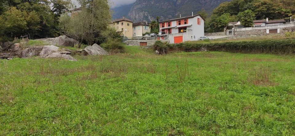 Terreno con progetto approvato – Foto 9 von 12