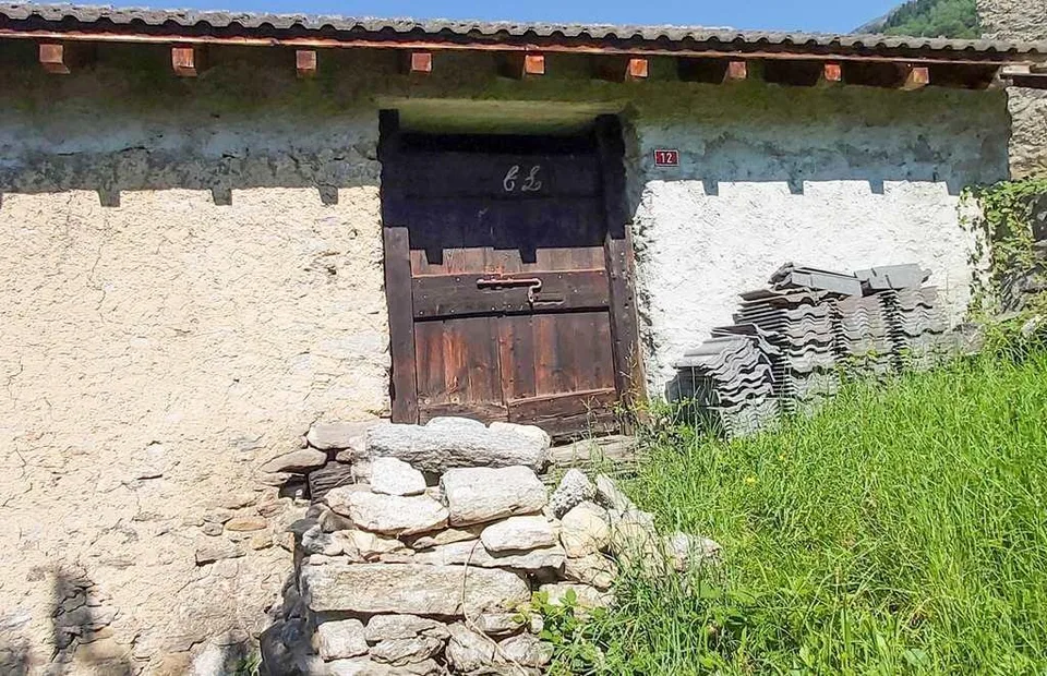 3 1/2-Zimmer-Rustico teilweise ausgebaut mit Garten und schöner Aus...