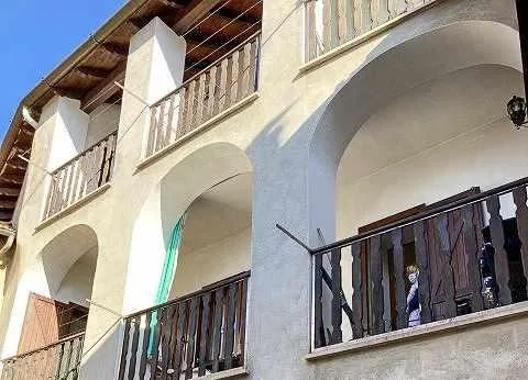 8 1/2-Zimmer-Dorfhaus mit Sitzplatz in Italien / casa nel nucleo di... – Foto 17 von 19
