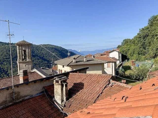 8 1/2-Zimmer-Dorfhaus mit Sitzplatz in Italien / casa nel nucleo di... – Foto 15 von 19