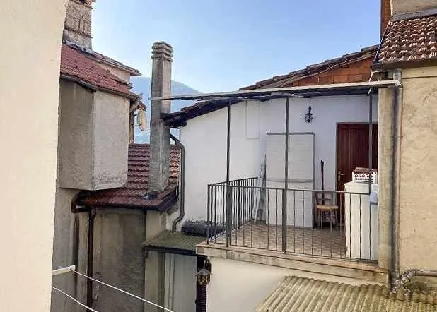 8 1/2-Zimmer-Dorfhaus mit Sitzplatz in Italien / casa nel nucleo di... – Foto 14 von 19