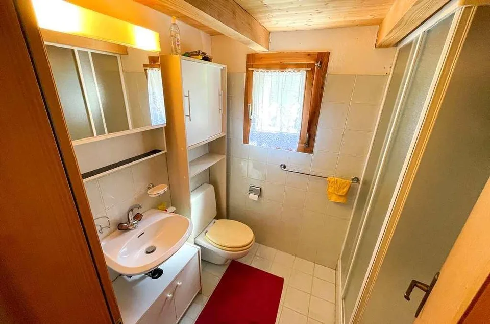Schönes rustikales Haus mit einem rustikalen Haus zu renovieren in ... – Foto 7 von 22