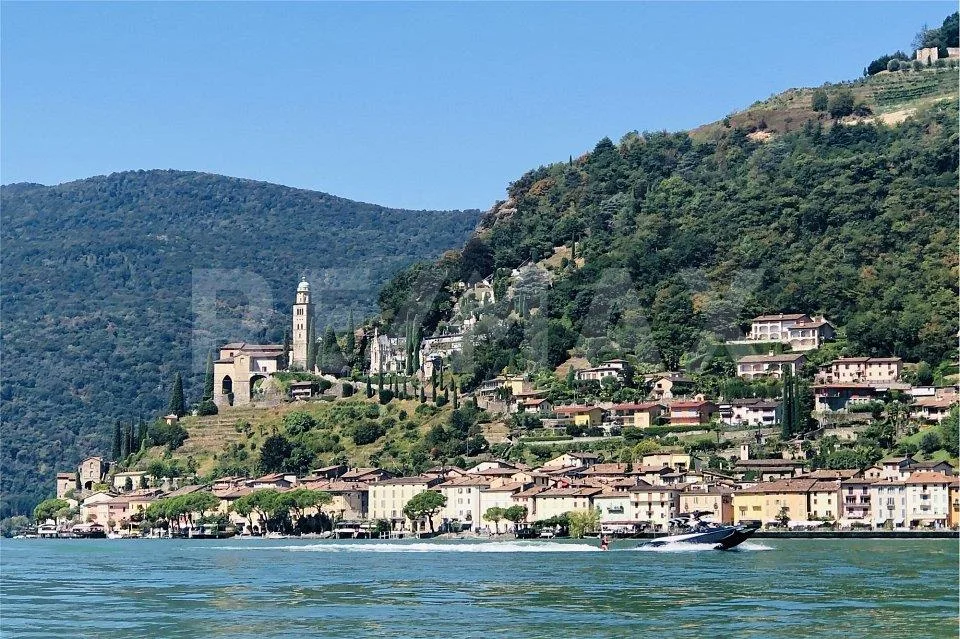 Interessante progetto di una Villa a pochi passi dal lago – Foto 10 von 13