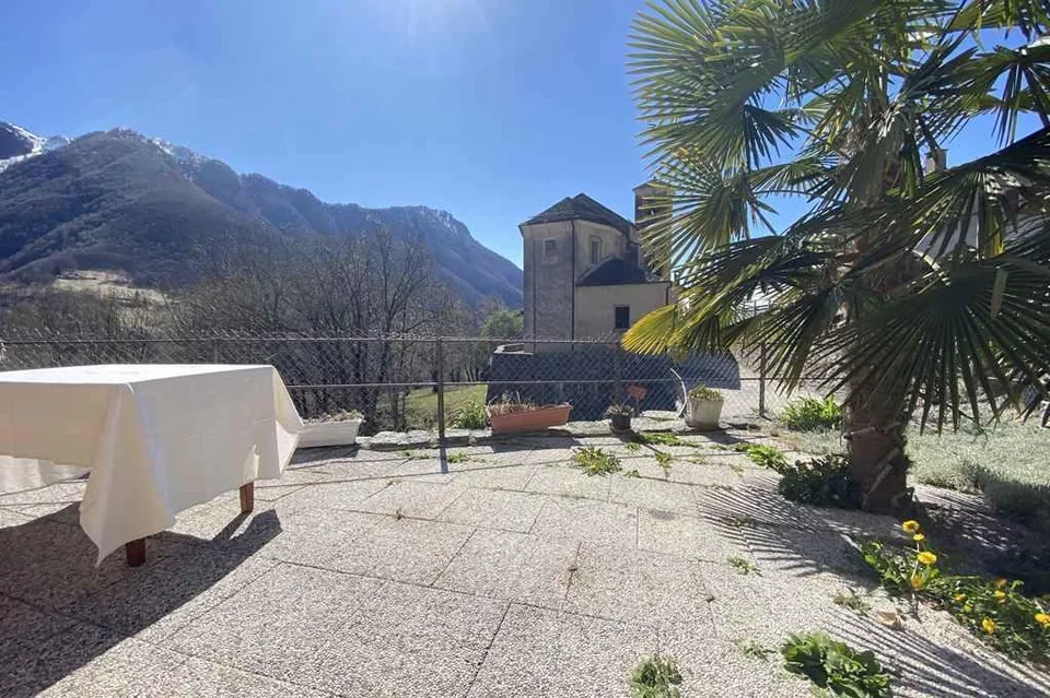 7 1/2-Zimmer Einfamilienhaus mit Garten und Aussichtsterrassen / ca... – Foto 13 von 16
