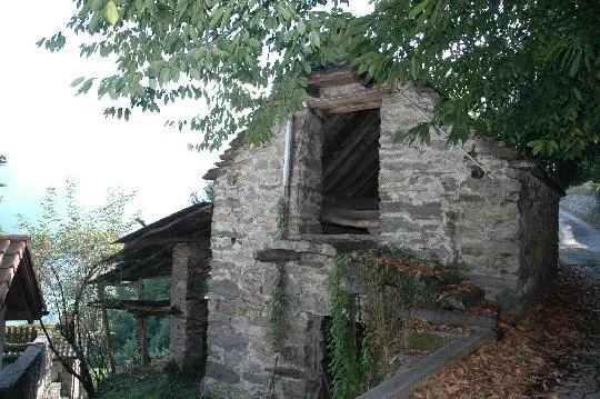 Rustico zum Ausbauen / rustico da ristrutturare