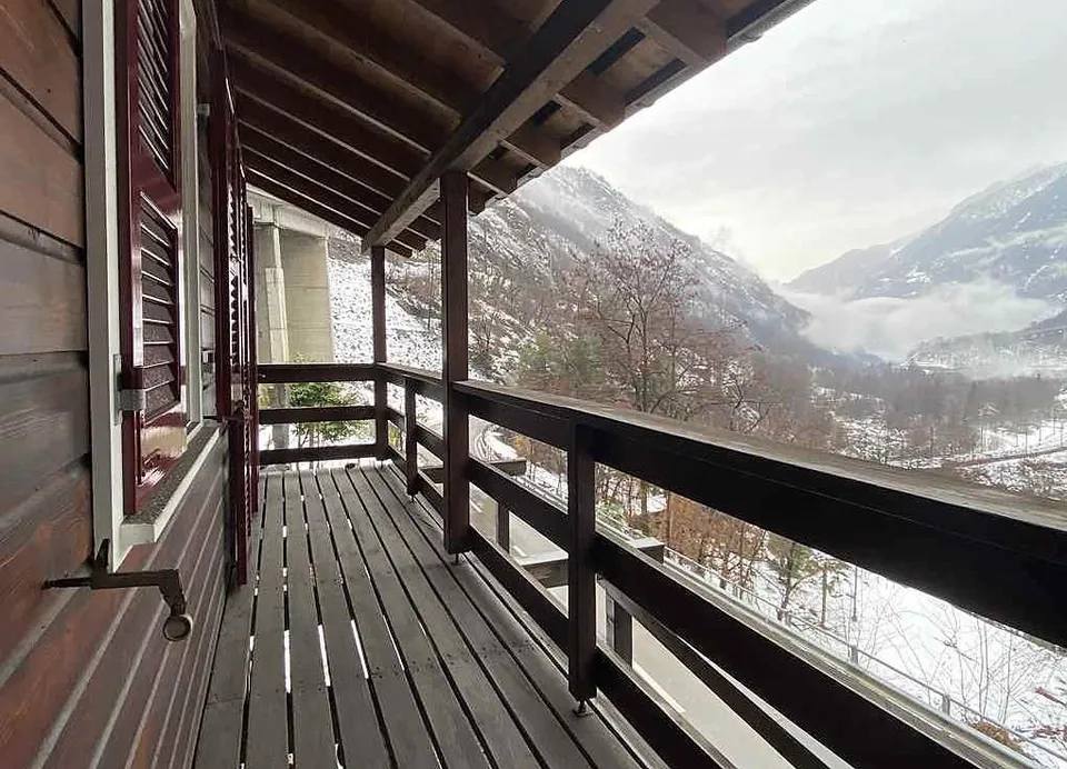 rustikales 4 1/2-Zimmer-Haus mit Garten / casa rusticale di 4 1/2 l... – Foto 7 von 18
