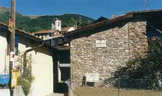 3-Zimmer-Rustico mit Land / rustico di 3 locali con terreno