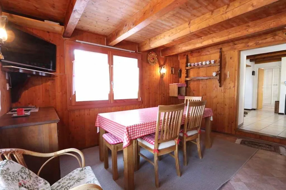 4 1/2-Zimmer-Eck-Chalet mit Balkon und Gartensitzplatz / chalet di ...