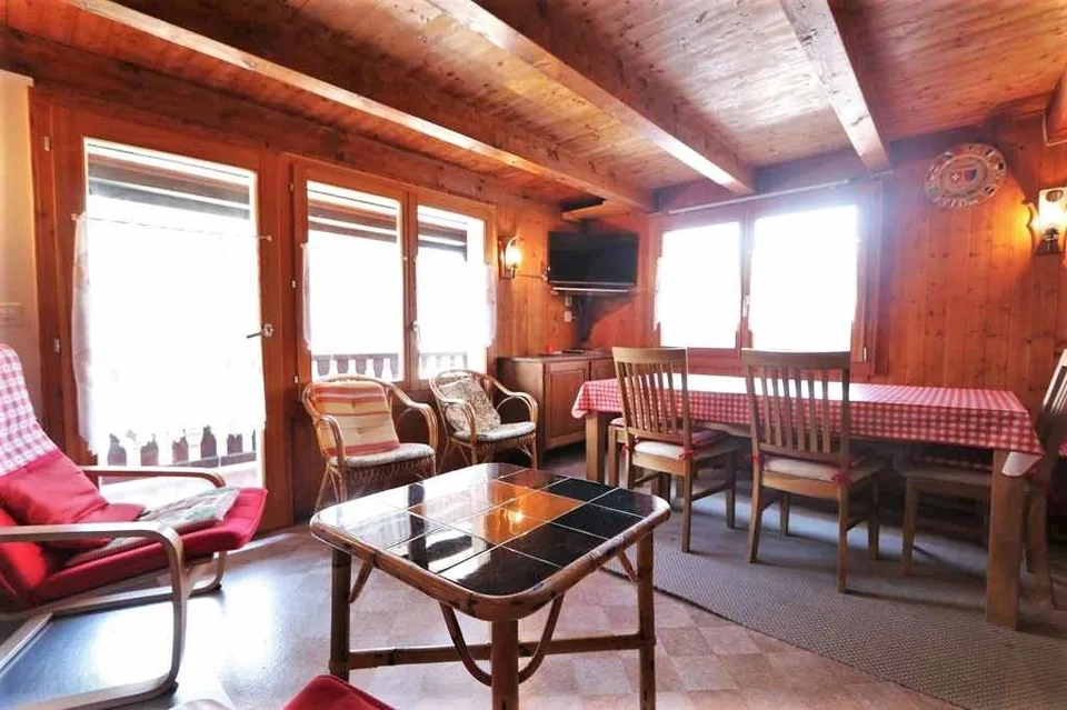 4 1/2-Zimmer-Eck-Chalet mit Balkon und Gartensitzplatz / chalet di ...