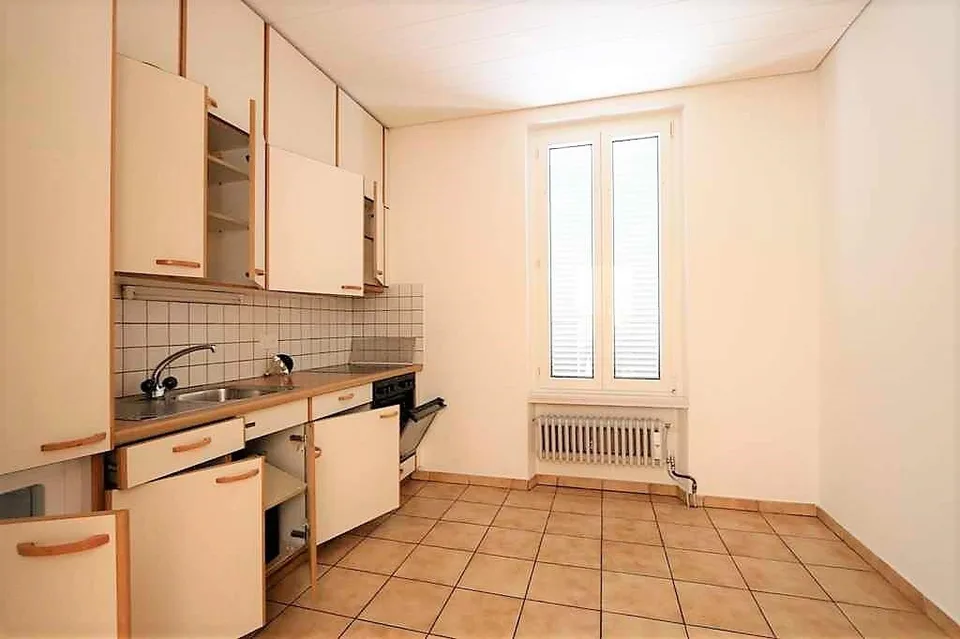 Mehrfamilienhaus mit Bar-Restaurant / casa plurifamiliare con un ri... – Foto 12 von 18