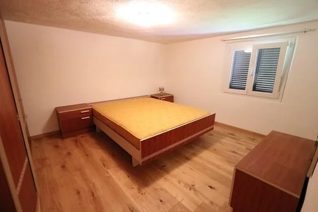 7 1/2-Zimmer-Einfamilienhaus mit Garten / casa di 7 1/2 locali con ... – Foto 6 von 24