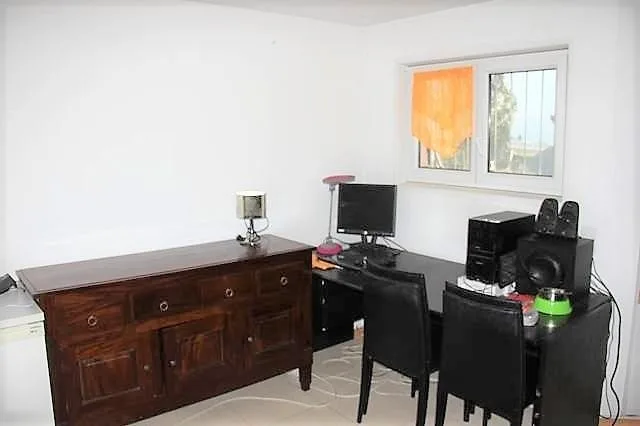 5 1/2-Zimmer-EFH mit 3 Zusatzzimmern mit Terrassen und Garten / Vi... – Foto 8 von 18