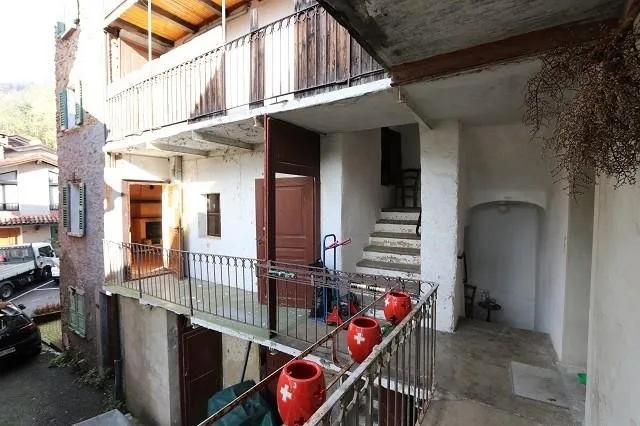 5-Zimmer-Dorfhaus-Rustico zum Ausbauen / Casa di 5 locali nel nucle... – Foto 11 von 19