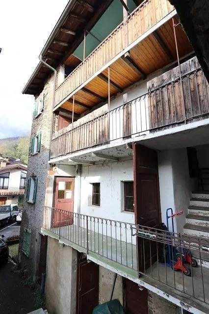 5-Zimmer-Dorfhaus-Rustico zum Ausbauen / Casa di 5 locali nel nucle... – Foto 17 von 19
