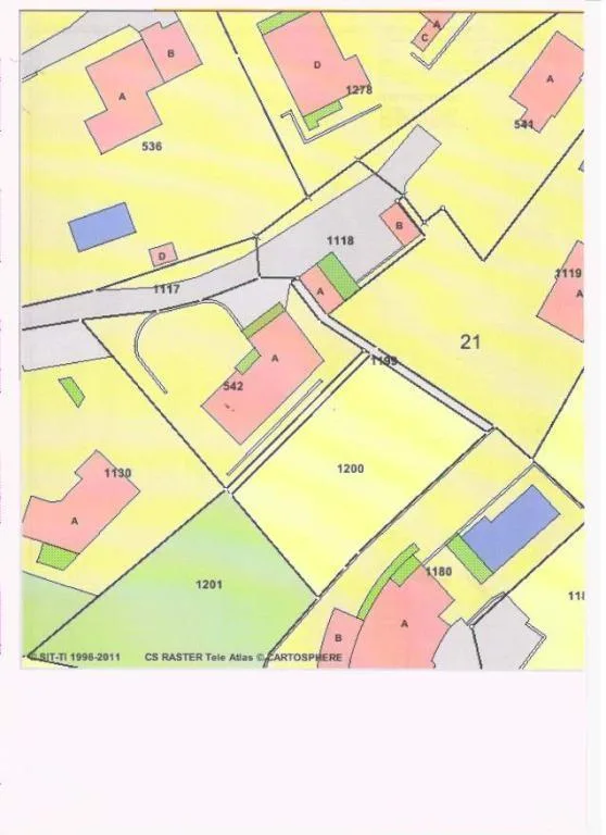 Bauland von 894 m2 und 848 m2 Wald  / Terreno edificabile di 894 m2...