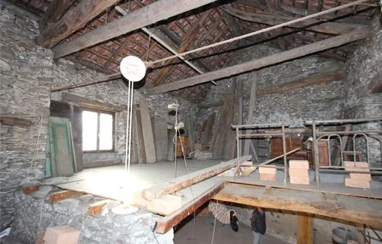 Hausteil zum Ausbauen mit Garten