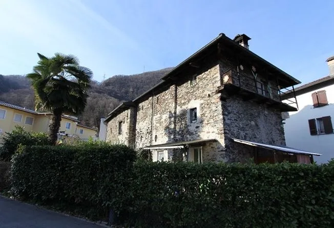 Dorfhausteil mit Garten und Aussicht