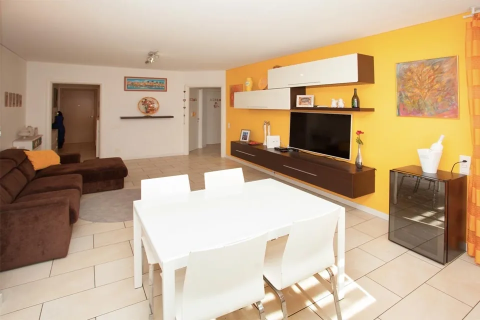 moderne Whg. mit schöner Aussicht – Foto 9 von 13