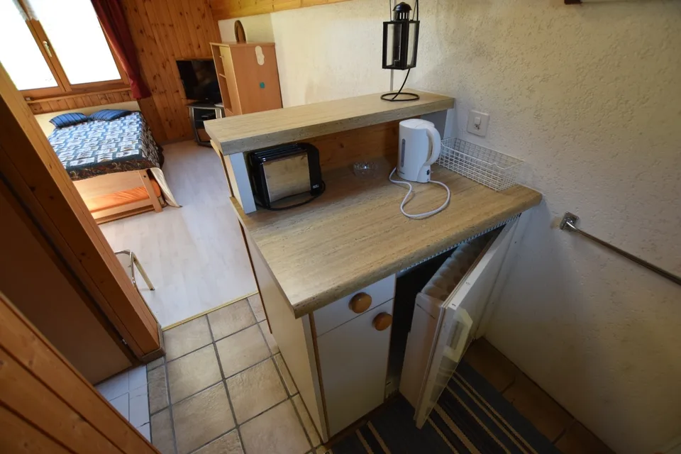 Dachgeschosswohnung mit bester Infrastuktur – photo 9 of 11
