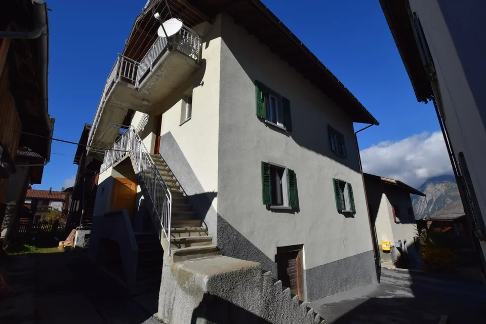 Schöne 3-Zimmerwohnung im Zentrum von Eischoll