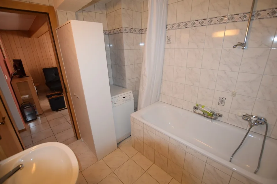 Schöne 3-Zimmerwohnung im Zentrum von Eischoll – photo 11 of 11