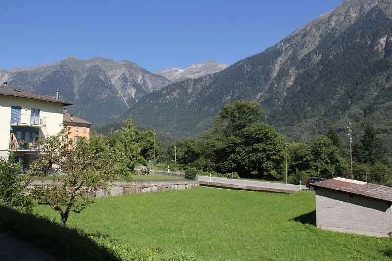 mit herrlichem Ausblick an sonniger Lage