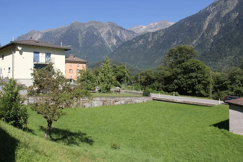 mit herrlichem Ausblick an sonniger Lage