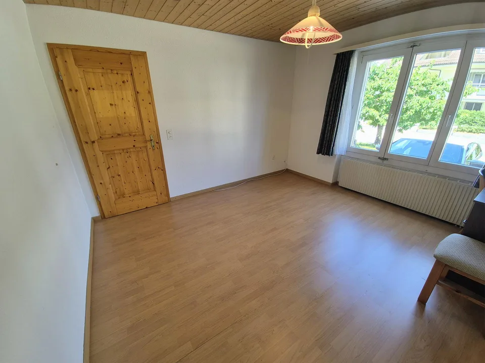 5 ½ - Zimmer Erdgeschosswohnung in Gunzgen – viel Raum zum Leben