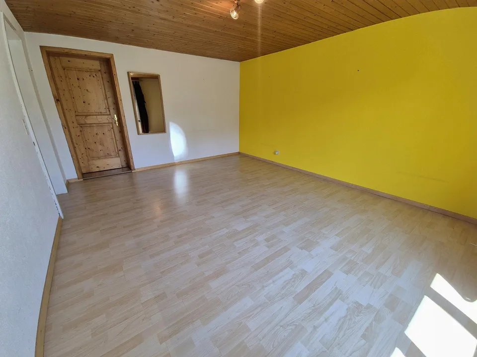 5 ½ - Zimmer Erdgeschosswohnung in Gunzgen – viel Raum zum Leben