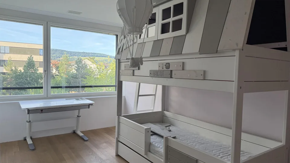 Exklusive mit Design-Interieur