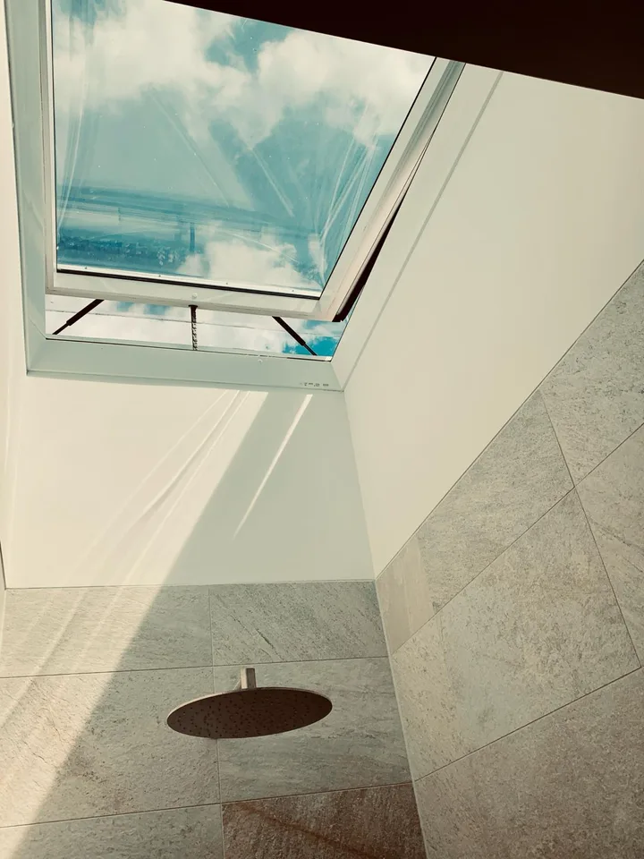 Exklusive mit Design-Interieur