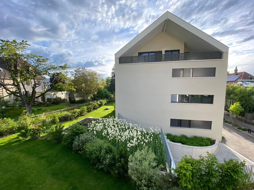 3,5-Zi Wohnung mit gehobenem Ausbau + Lift Nähe ÖV