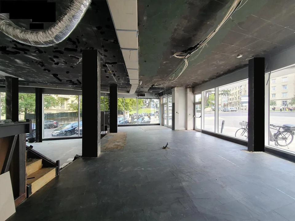 Arcade de 183 m2 + sous-sol